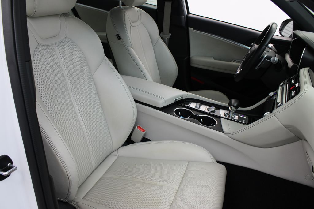 used 2025 Genesis G70 car, priced at $28,444