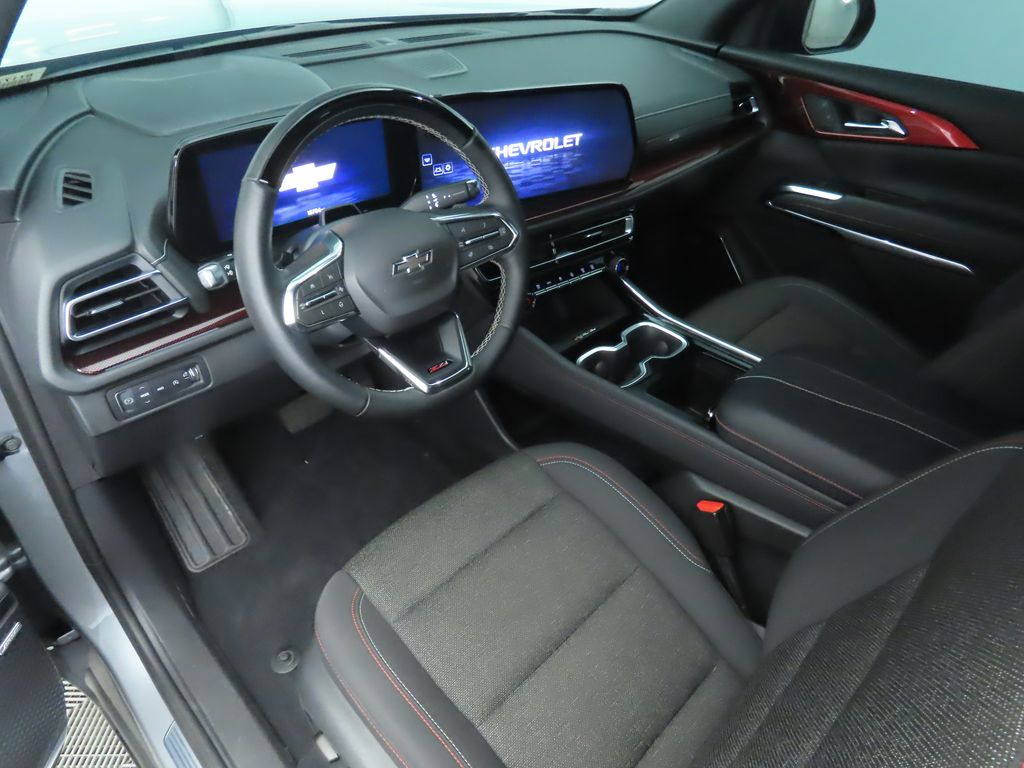 Thumbnail: 2024 Chevrolet Traverse - 9