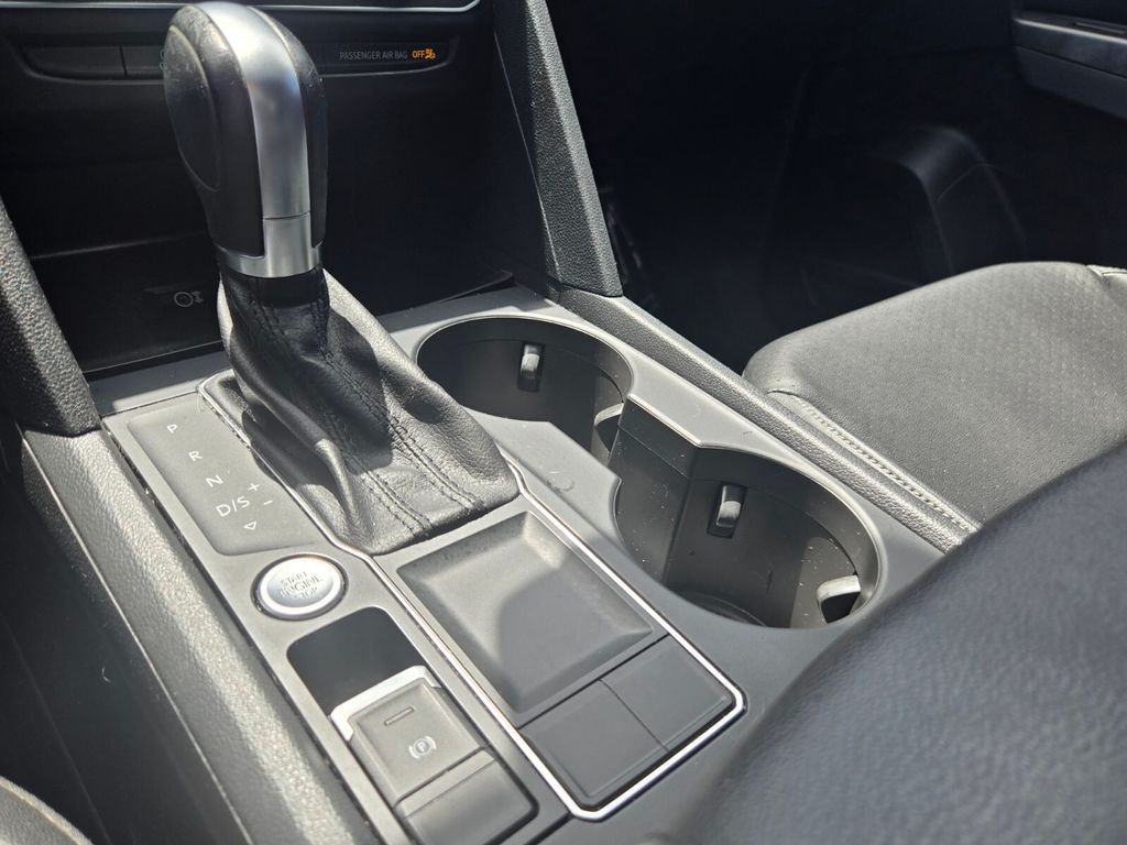 2019 Volkswagen Atlas - $16,866