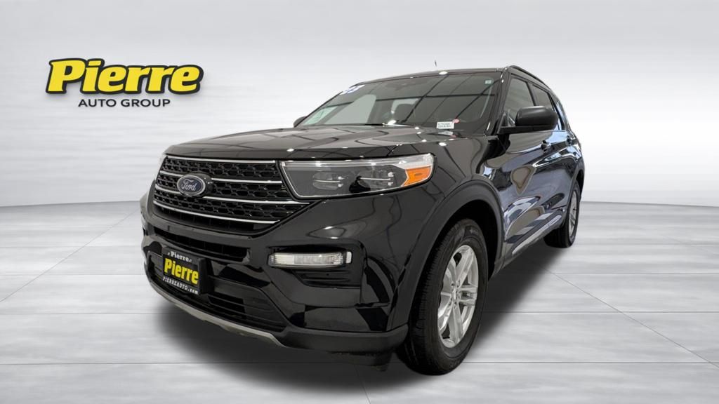2023 Ford Explorer XLT RWD