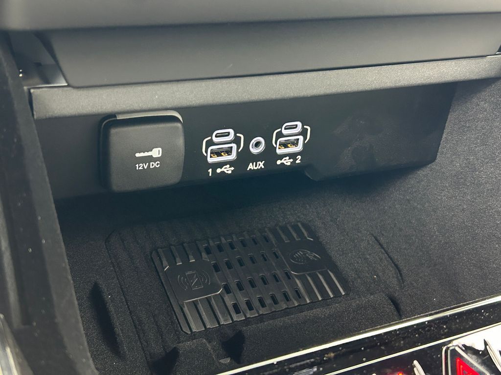 New 2026 Bright White Clearcoat Jeep Summit Obsidian image 24