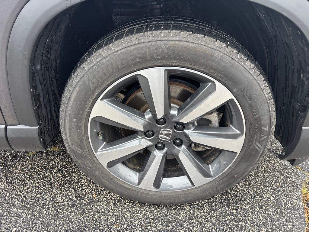 Used 2025 Honda Pilot SUV