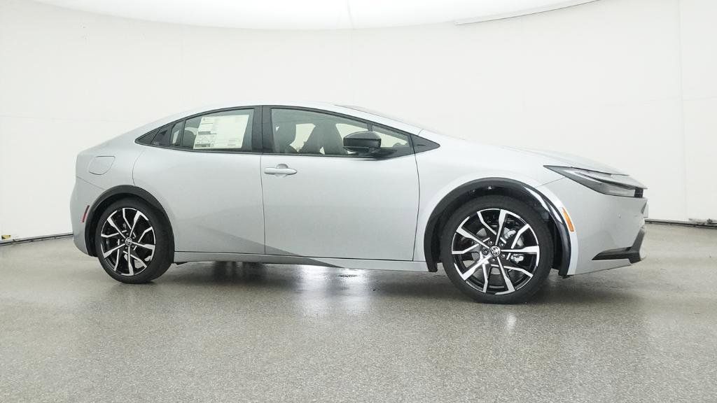 Thumbnail: 2026 Toyota Prius - 20