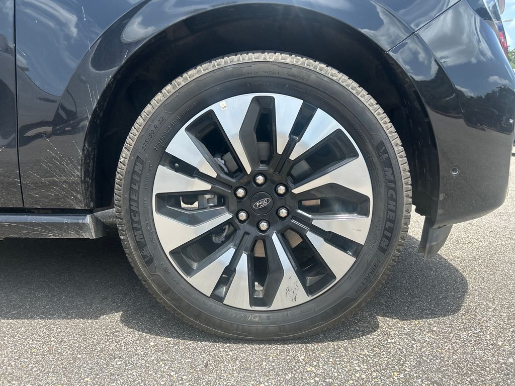Certified Used 2025 Black Ford Platinum image 7