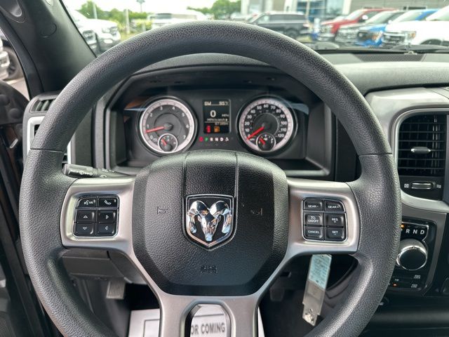 2021 Ram 1500 Classic Warlock 23