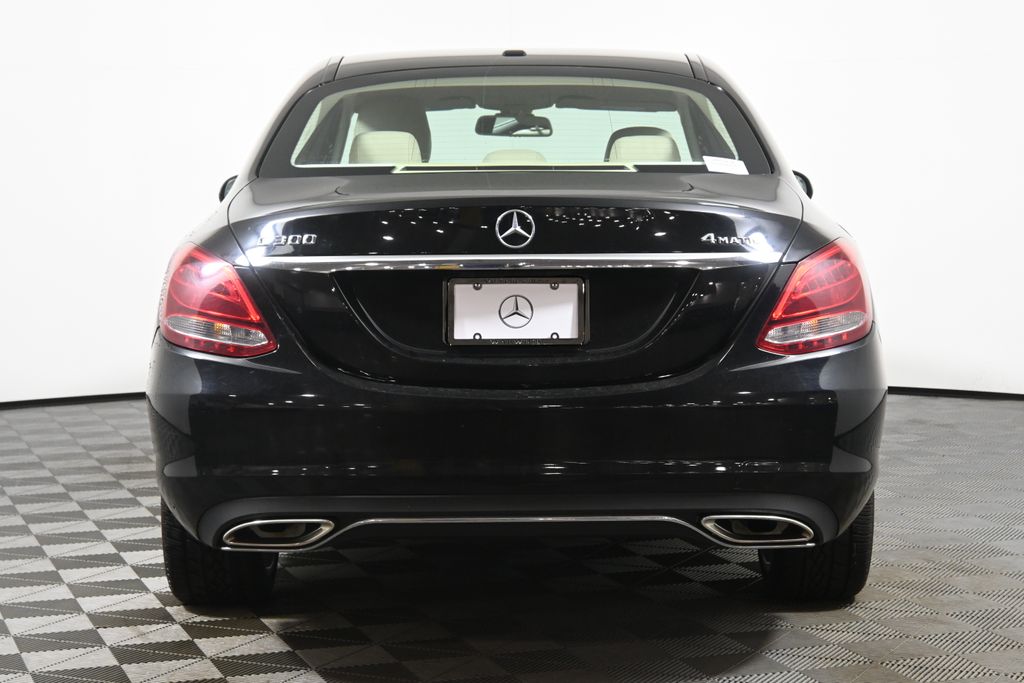 Thumbnail: 2015 Mercedes-Benz C-Class - 9