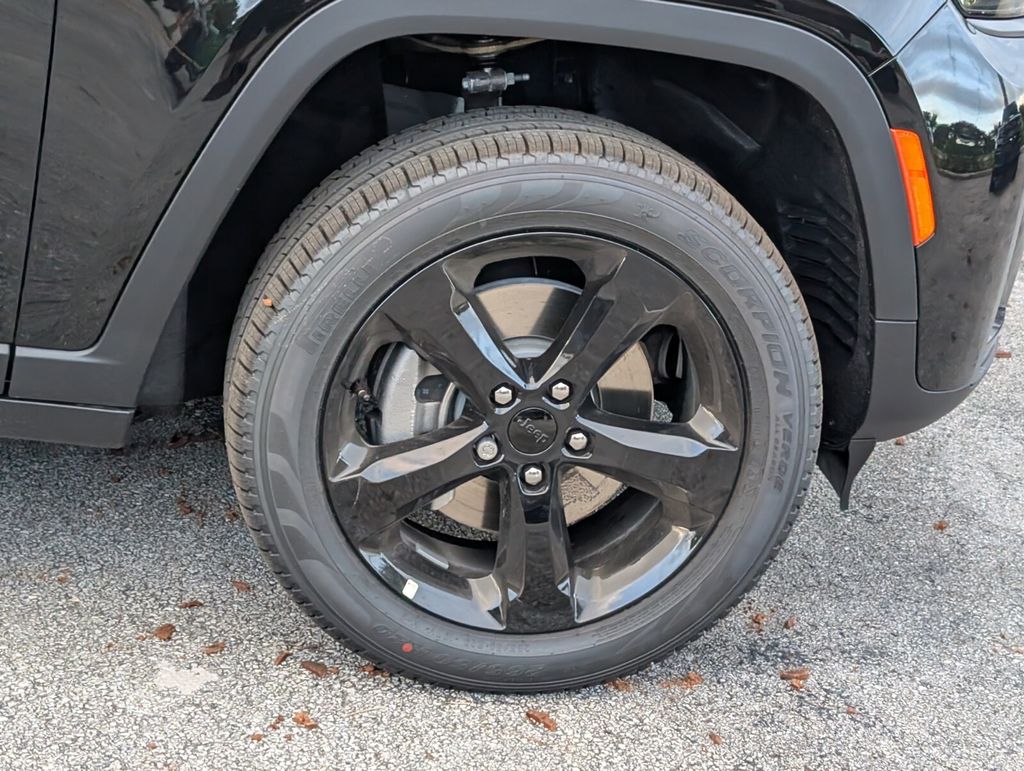 new 2026 Jeep Grand Cherokee L car, priced at $46,725