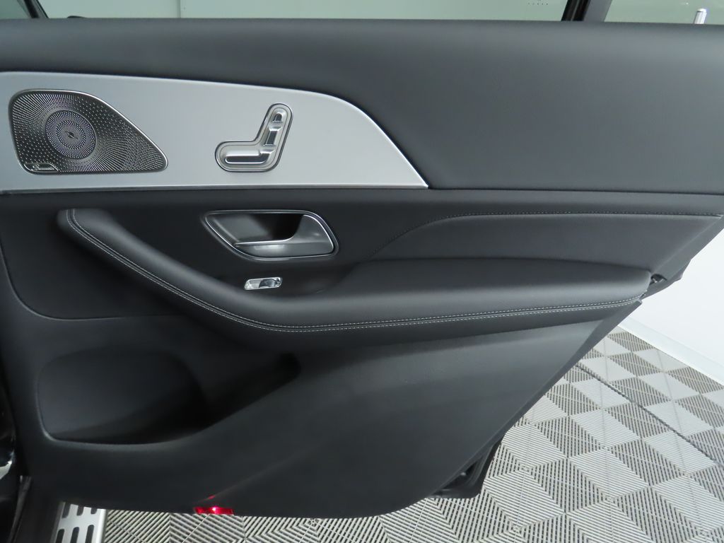 Thumbnail: 2026 Mercedes-Benz GLS - 30