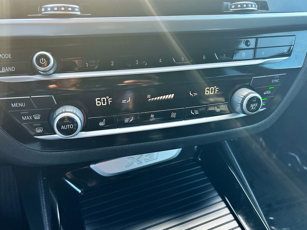 Thumbnail: 2019 BMW X3 - 15