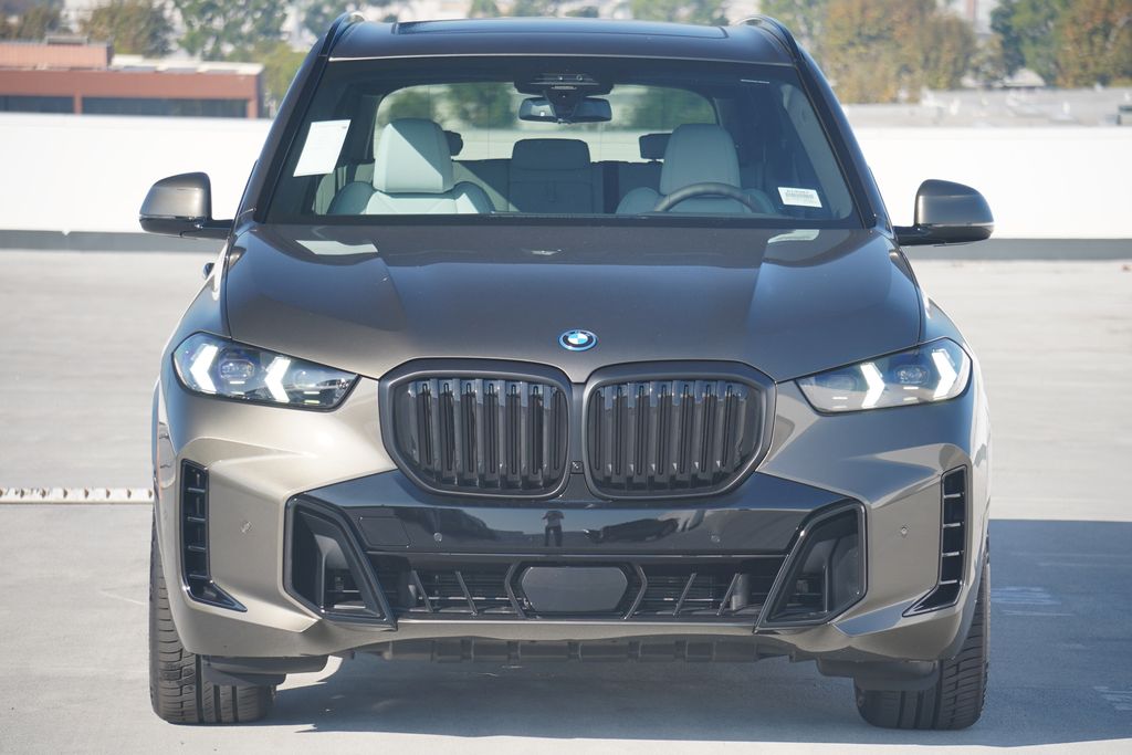 Thumbnail: 2026 BMW X5 - 2
