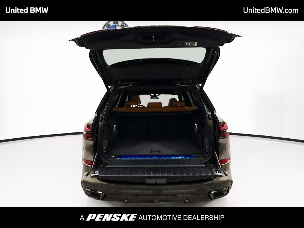Thumbnail: 2026 BMW X5 - 14