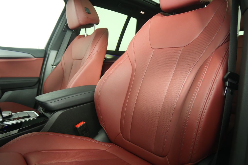 Thumbnail: 2023 BMW X3 - 11