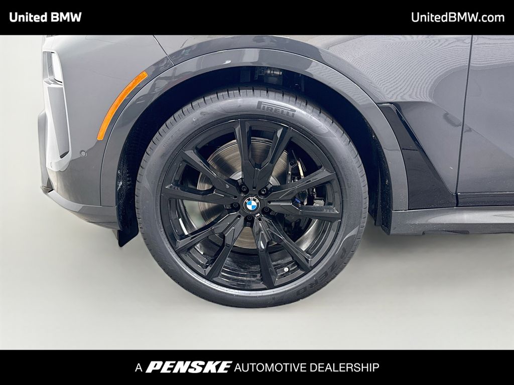 Thumbnail: 2027 BMW X7 - 9