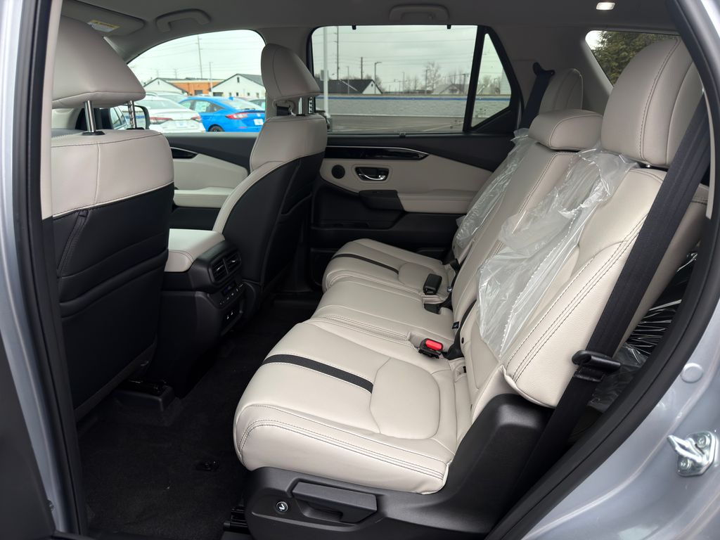 Thumbnail: 2026 Honda Pilot - 19