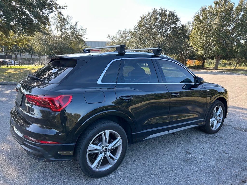 Thumbnail: 2022 Audi Q3 - 5