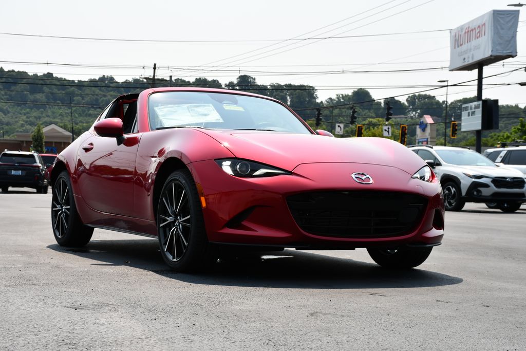 Soul Red Crystal Metallic 2026 Mazda MX-5 Miata Convertible Rear-Wheel Drive 6-Speed Automatic