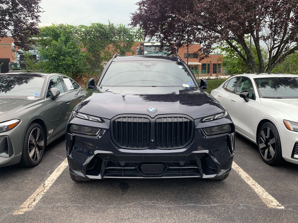 Thumbnail: 2024 BMW X7 - 2