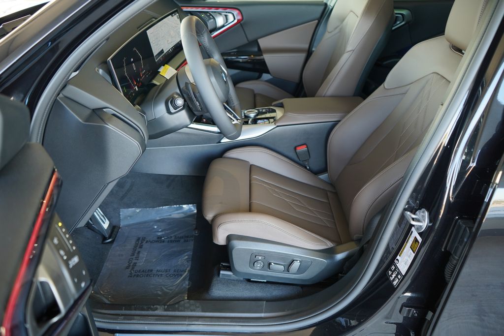 Thumbnail: 2026 BMW X3 - 10