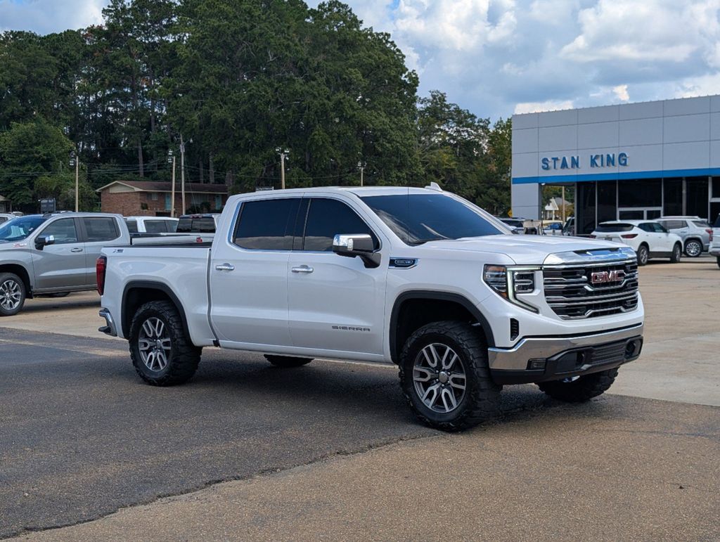 White Frost 2025 GMC Sierra 1500 Pickup Truck Four-Wheel Drive Automatic
