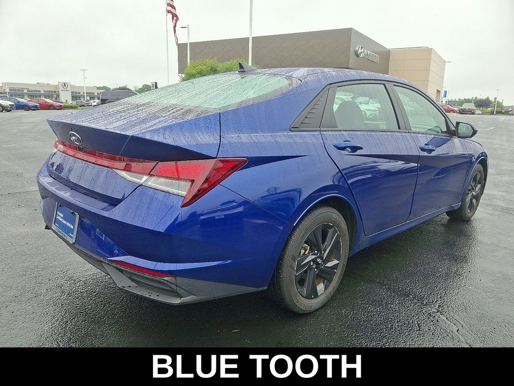 2022 Hyundai Elantra SEL 7