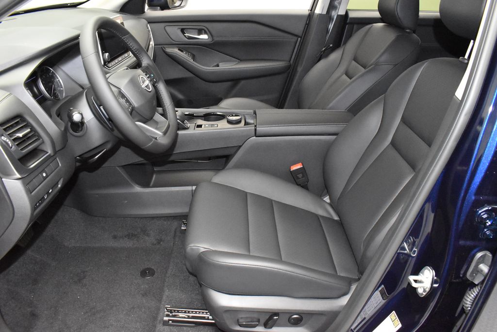 Thumbnail: 2026 Nissan Rogue - 11