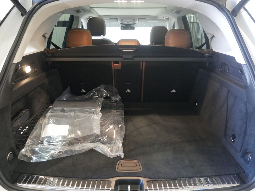 Thumbnail: 2026 Mercedes-Benz GLE - 25