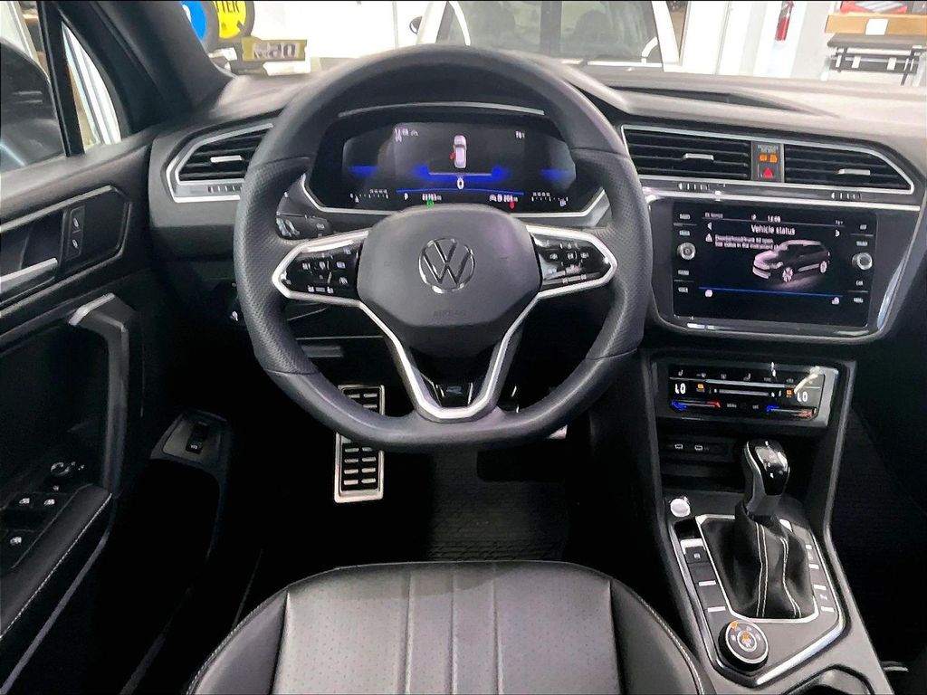 2024 Volkswagen Tiguan — photo 17