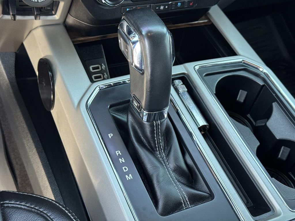 Used 2019 Ford F-150 Lariat 4D SuperCrew