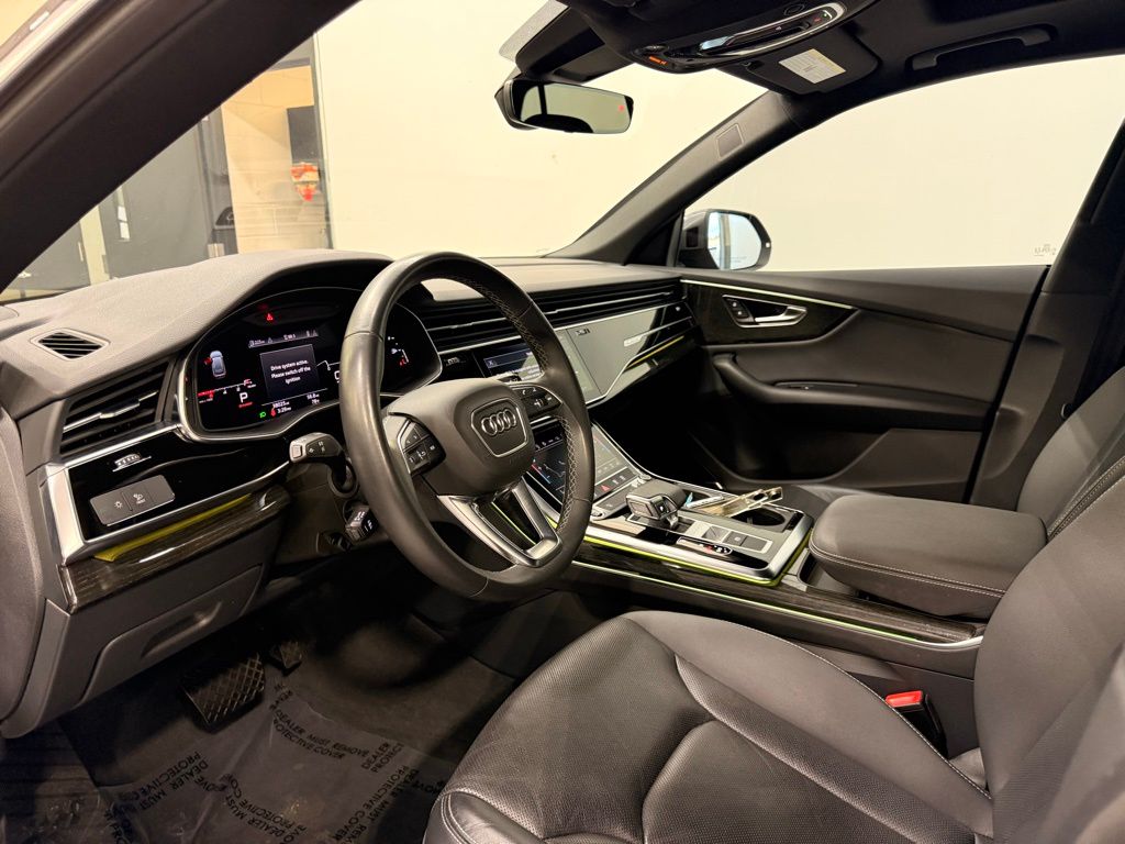 Thumbnail: 2021 Audi Q8 - 11