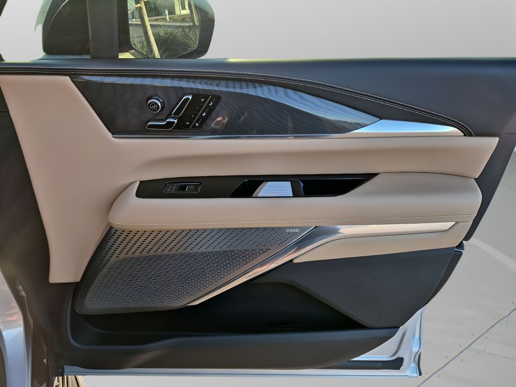 Used Car 2025 Cadillac Escalade Iq  Luxury 2 For Sale Under $120,000 In Austin, Texas