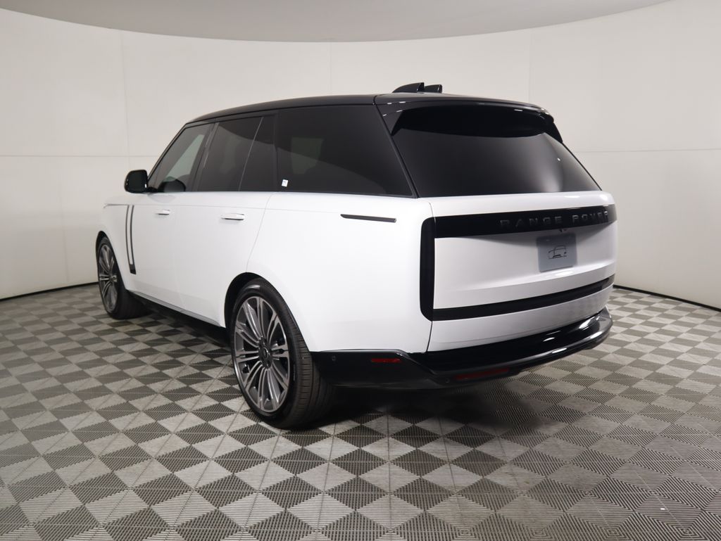 Thumbnail: 2025 Land Rover Range Rover - 7