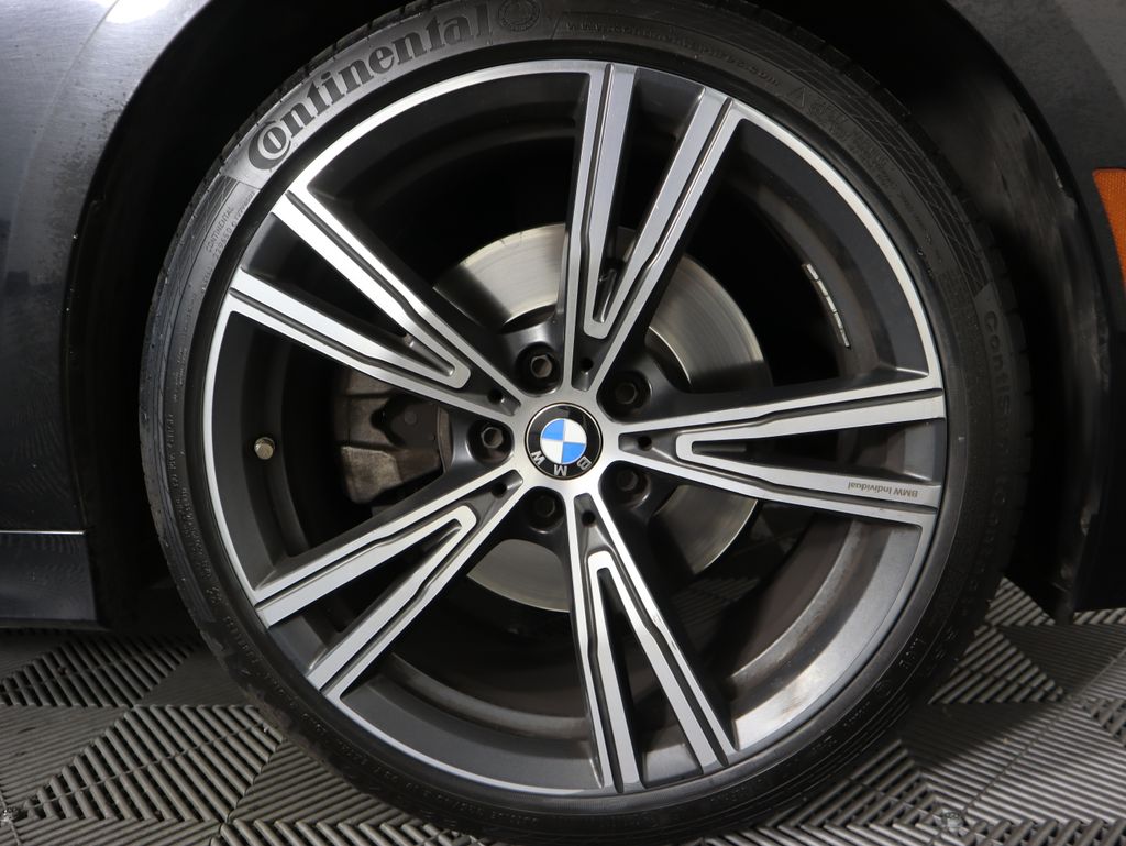 Thumbnail: 2021 BMW 3 Series - 30