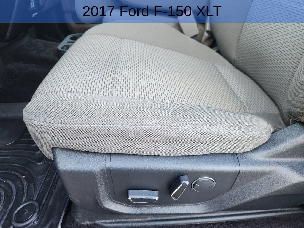 2017 Ford F-150 XLT 23