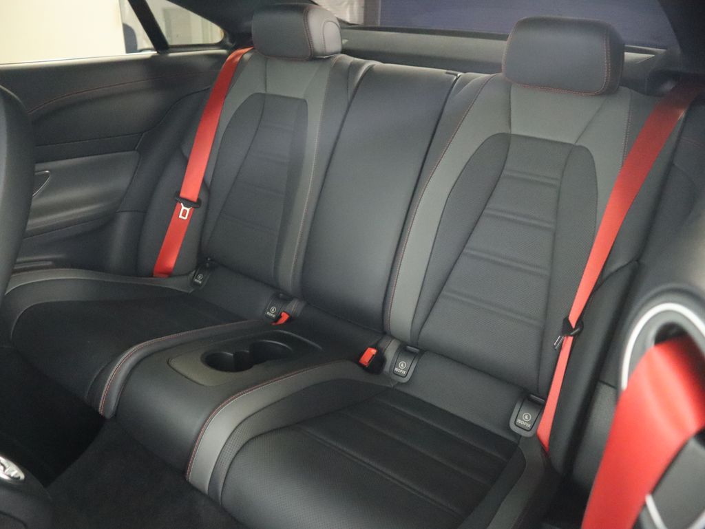 Thumbnail: 2022 Mercedes-Benz E-Class - 22