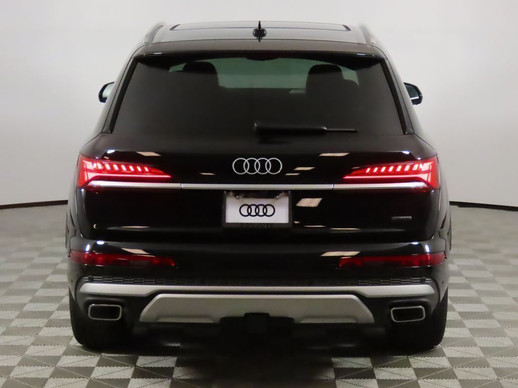 Thumbnail: 2025 Audi Q7 - 4