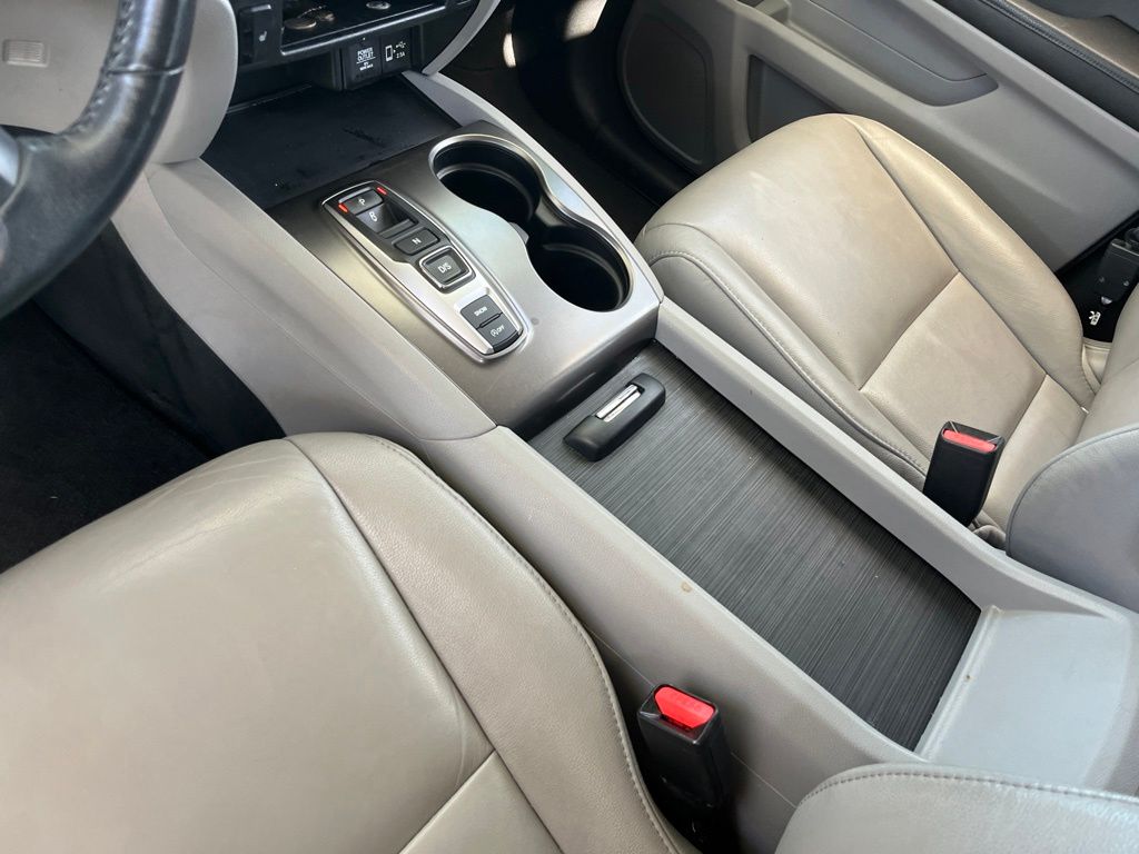 Thumbnail: 2021 Honda Pilot - 18