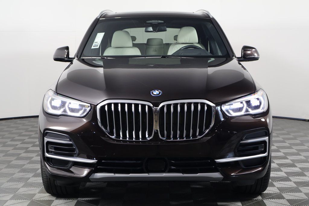 2023 BMW X5 xDrive45e 2