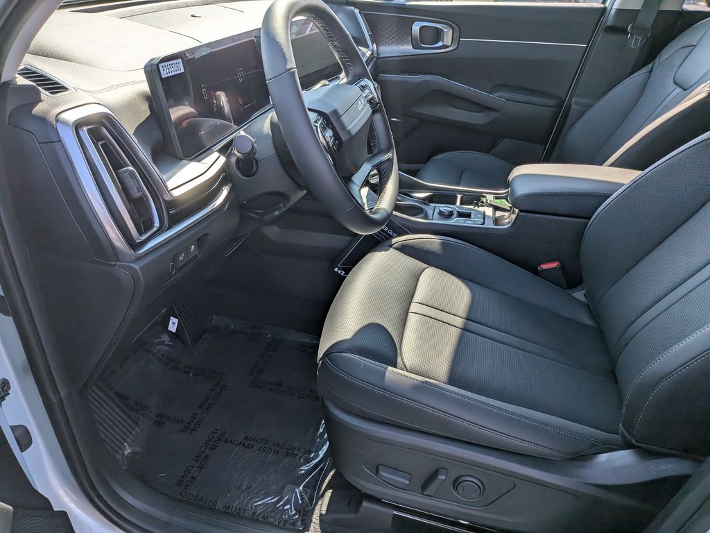 New 2026 White Kia EX image 21