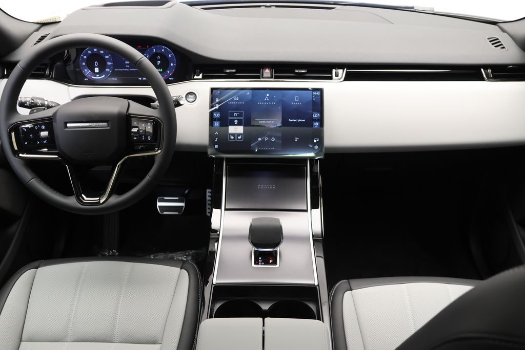 Thumbnail: 2026 Land Rover Range Rover Evoque - 16