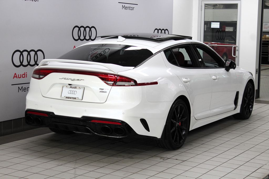 Thumbnail: 2022 Kia Stinger - 6