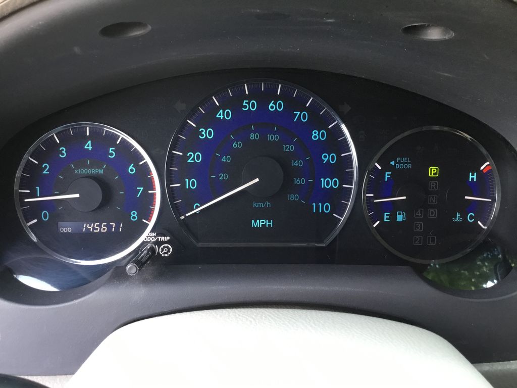 Thumbnail: 2010 Toyota Sienna - 17