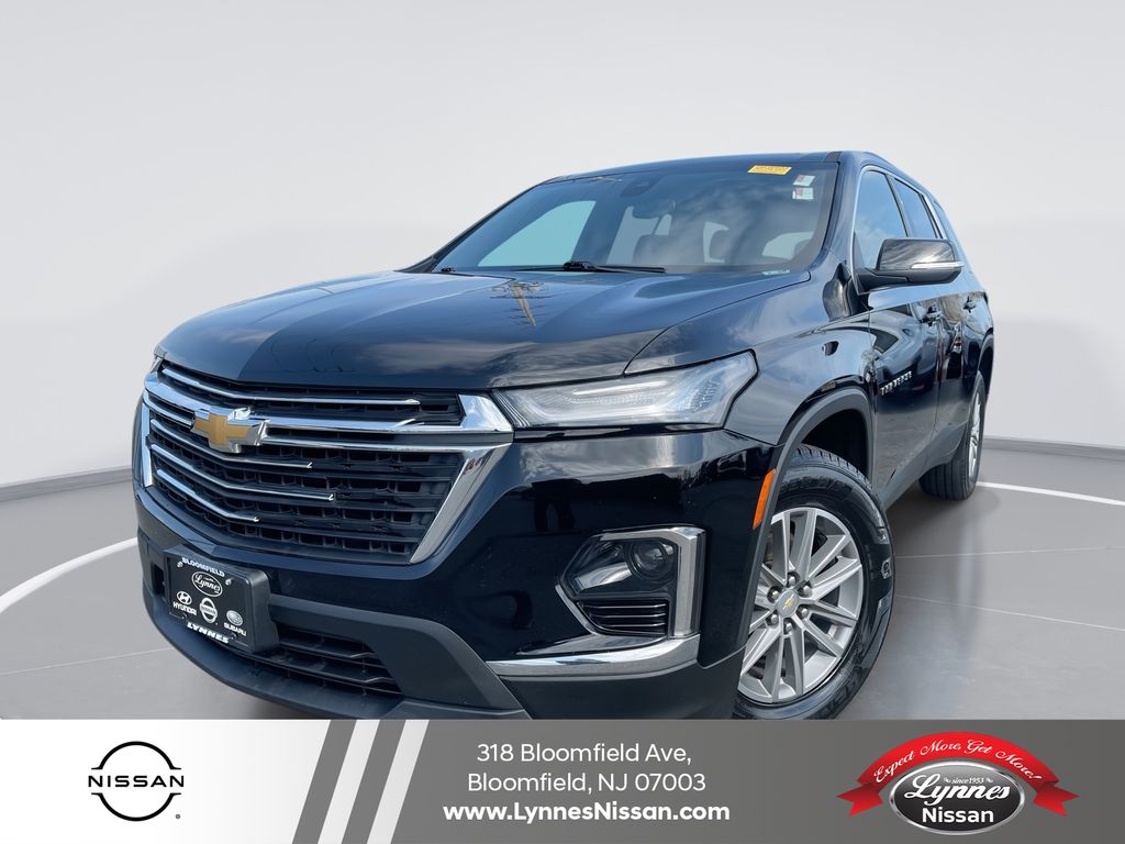 Mosaic Black Metallic 2023 Chevrolet Traverse LT Cloth AWD SUV / Crossover Four-Wheel Drive 9-Speed Automatic