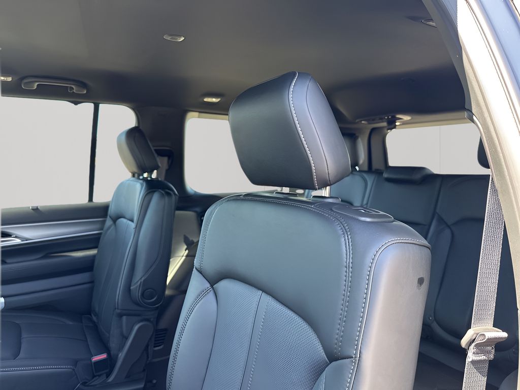 New 2026 Black Jeep Limited image 19