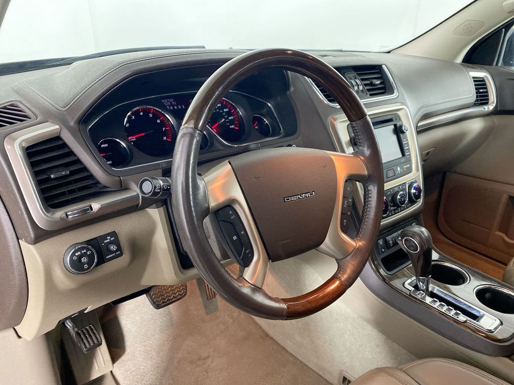 2014 GMC Acadia Denali 10