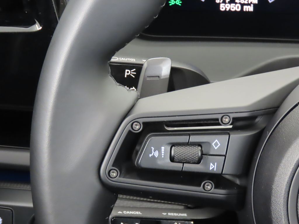 Thumbnail: 2025 Porsche Panamera - 19