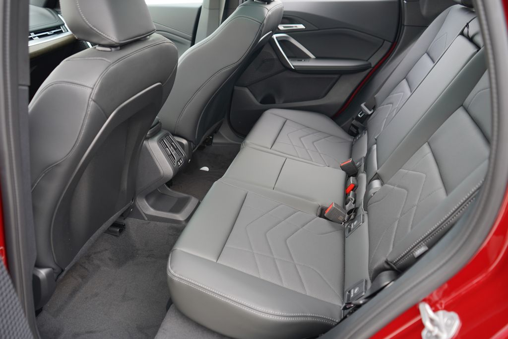 Thumbnail: 2026 BMW X1 - 19