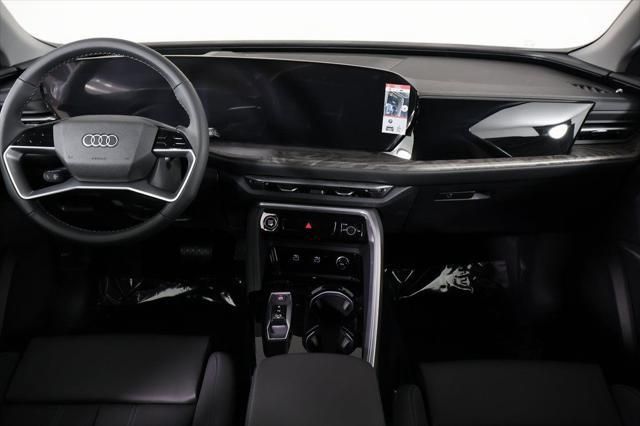 Thumbnail: 2025 Audi Q5 - 4