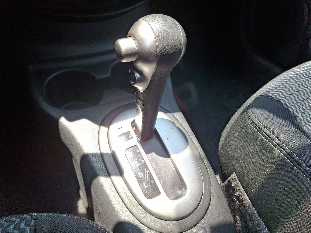 2016 Nissan Versa Note SV 14