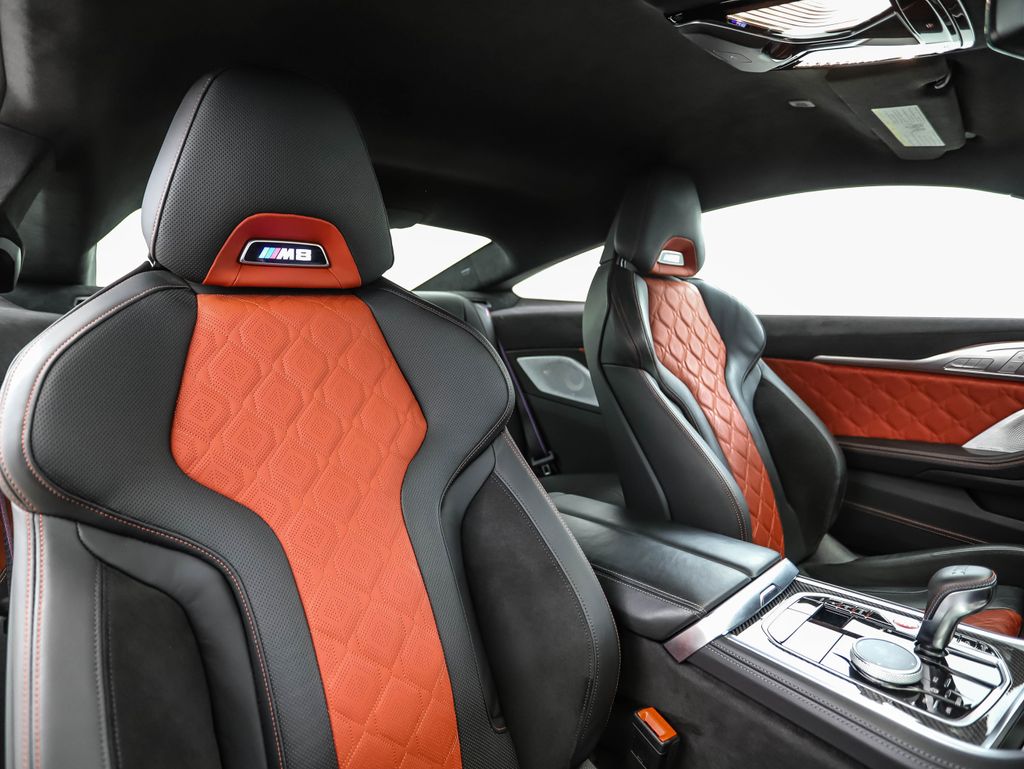 Thumbnail: 2024 BMW M8 - 27