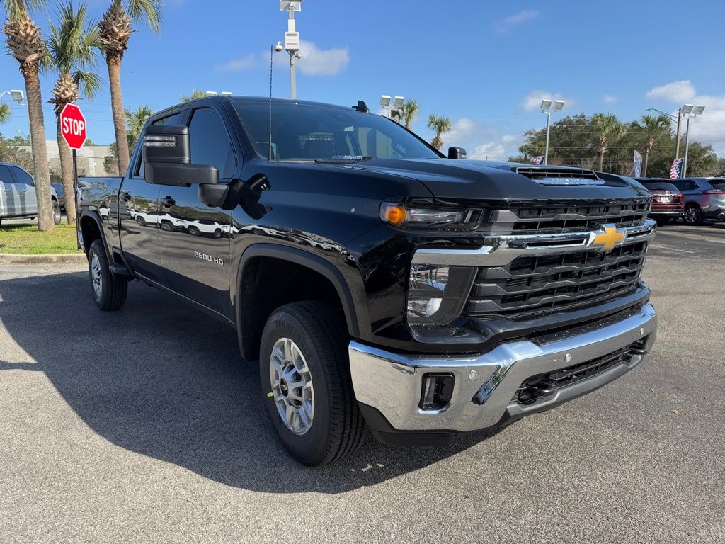 2025 Chevrolet Silverado 2500HD LT 10